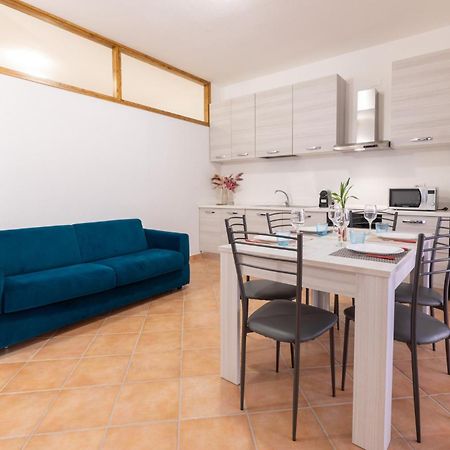 Nuovi Appartamenti Tri E Bilocali In Residence Con Piscina A Porto Cervo 800Mt Mare 利斯西亚迪维卡 外观 照片