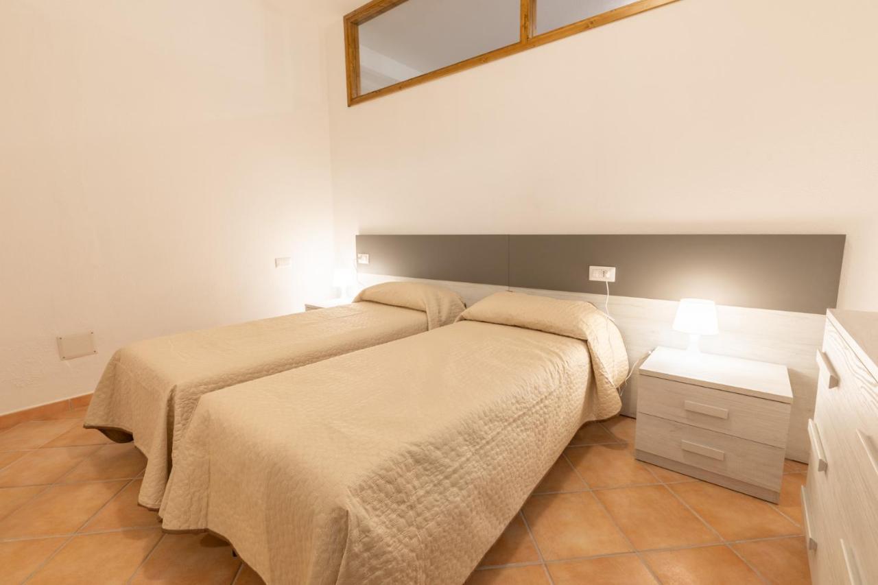 Nuovi Appartamenti Tri E Bilocali In Residence Con Piscina A Porto Cervo 800Mt Mare 利斯西亚迪维卡 外观 照片