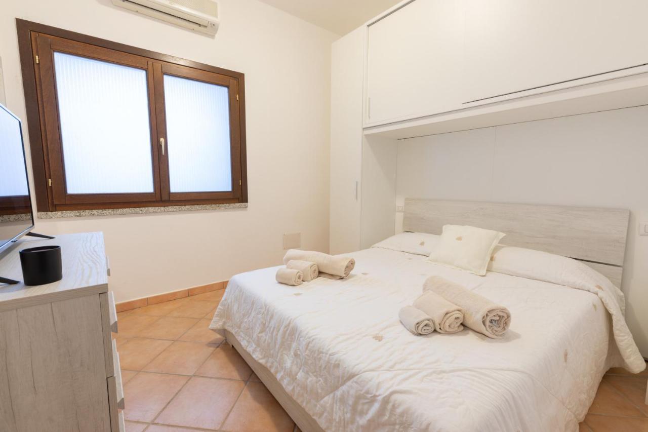 Nuovi Appartamenti Tri E Bilocali In Residence Con Piscina A Porto Cervo 800Mt Mare 利斯西亚迪维卡 外观 照片
