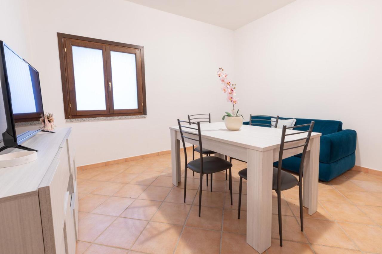 Nuovi Appartamenti Tri E Bilocali In Residence Con Piscina A Porto Cervo 800Mt Mare 利斯西亚迪维卡 外观 照片