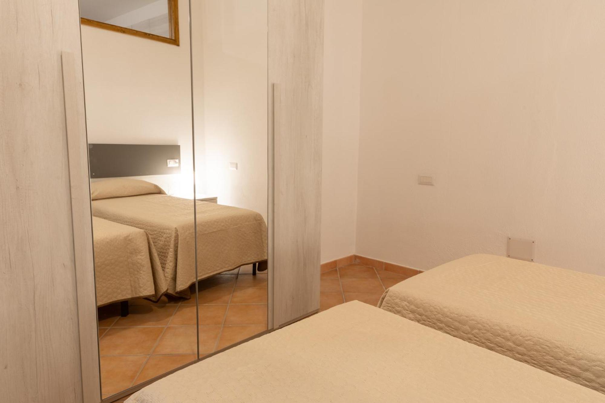 Nuovi Appartamenti Tri E Bilocali In Residence Con Piscina A Porto Cervo 800Mt Mare 利斯西亚迪维卡 外观 照片