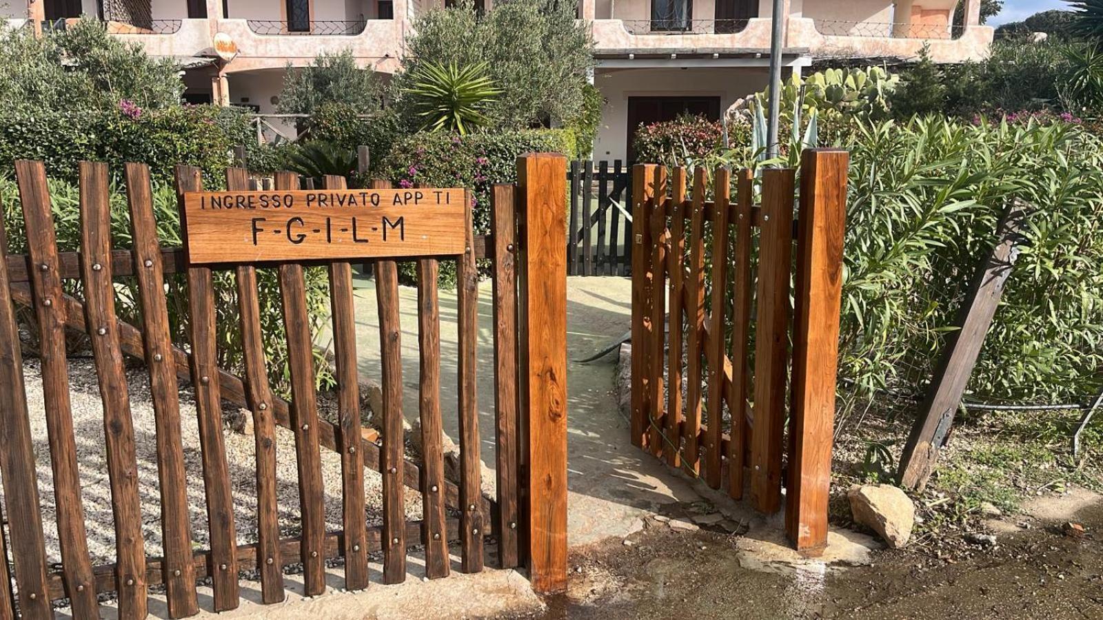 Nuovi Appartamenti Tri E Bilocali In Residence Con Piscina A Porto Cervo 800Mt Mare 利斯西亚迪维卡 外观 照片